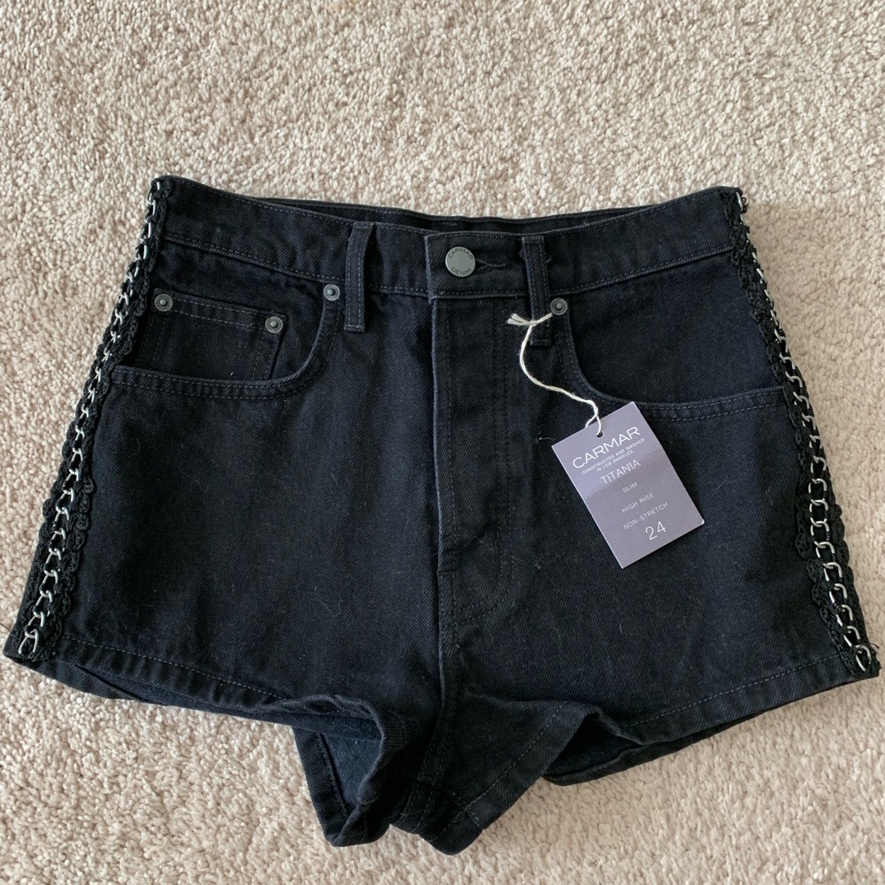 Carmar Denim chain shorts